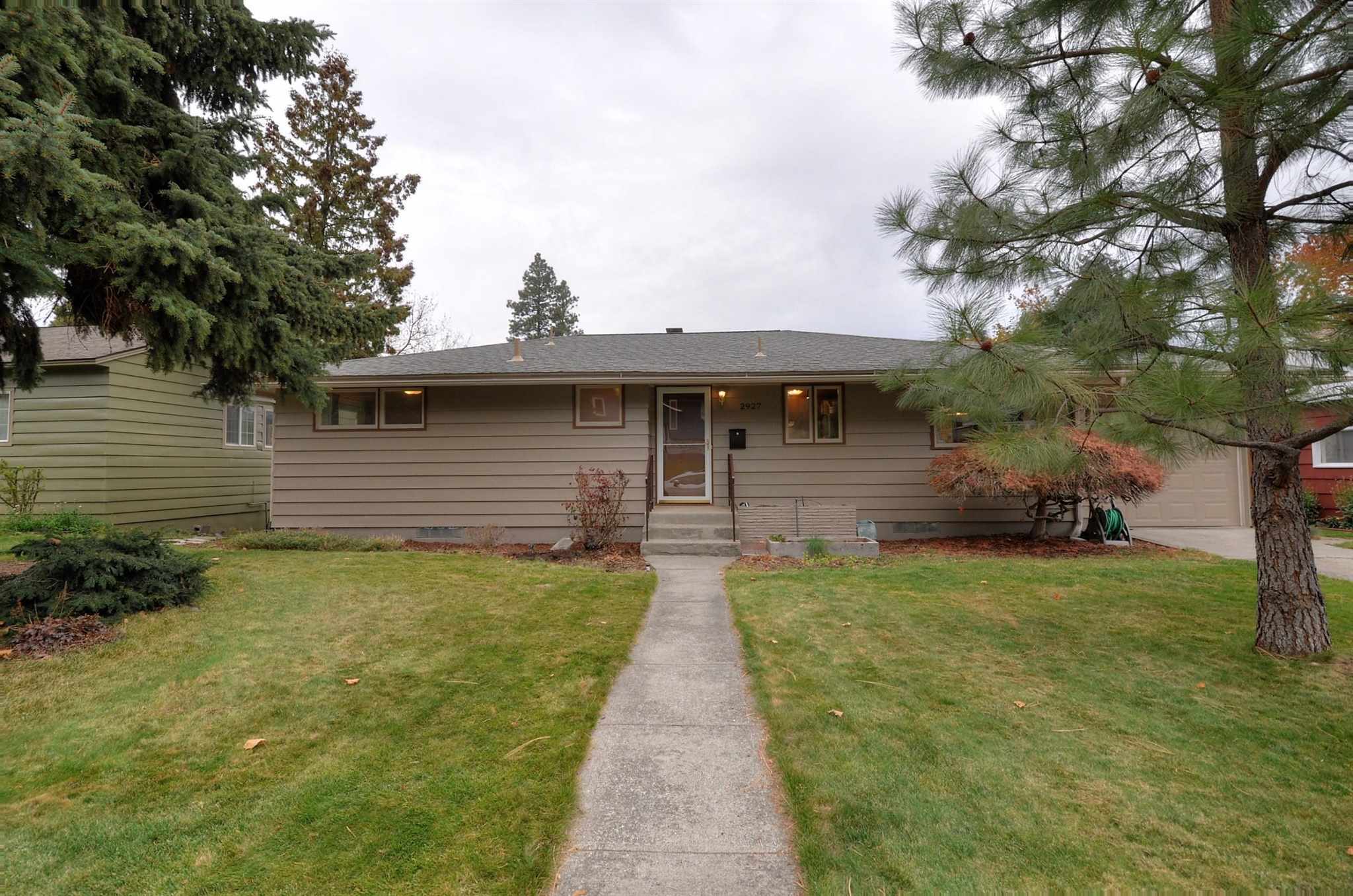 Property Photo:  2927 E 19th Ave  WA 99223 