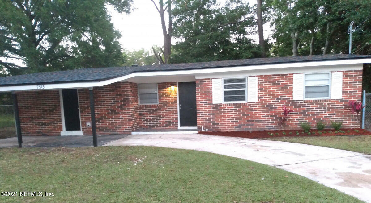 Property Photo:  7545 Wendell Drive  FL 32210 