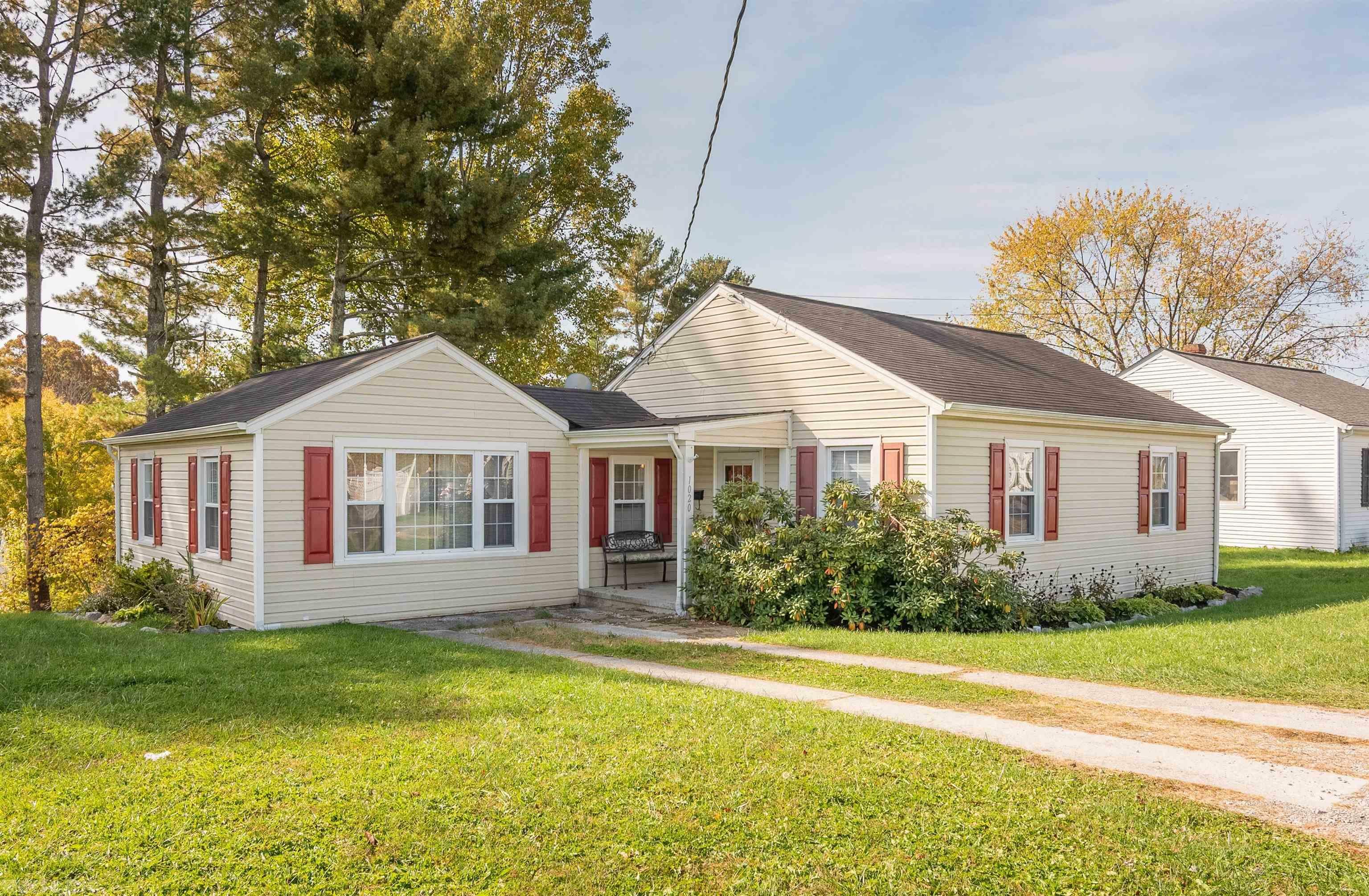 Property Photo:  1020 Carson Street  VA 24141 