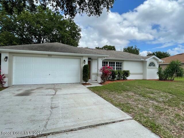 Property Photo: 1861 Fallon Boulevard NE FL 32907