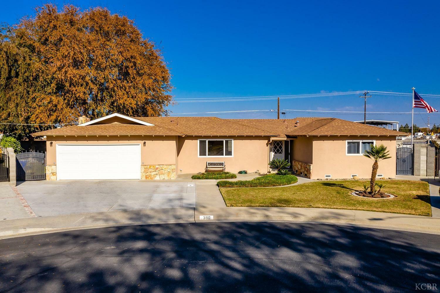 Property Photo:  390 Byron Court  CA 93245 