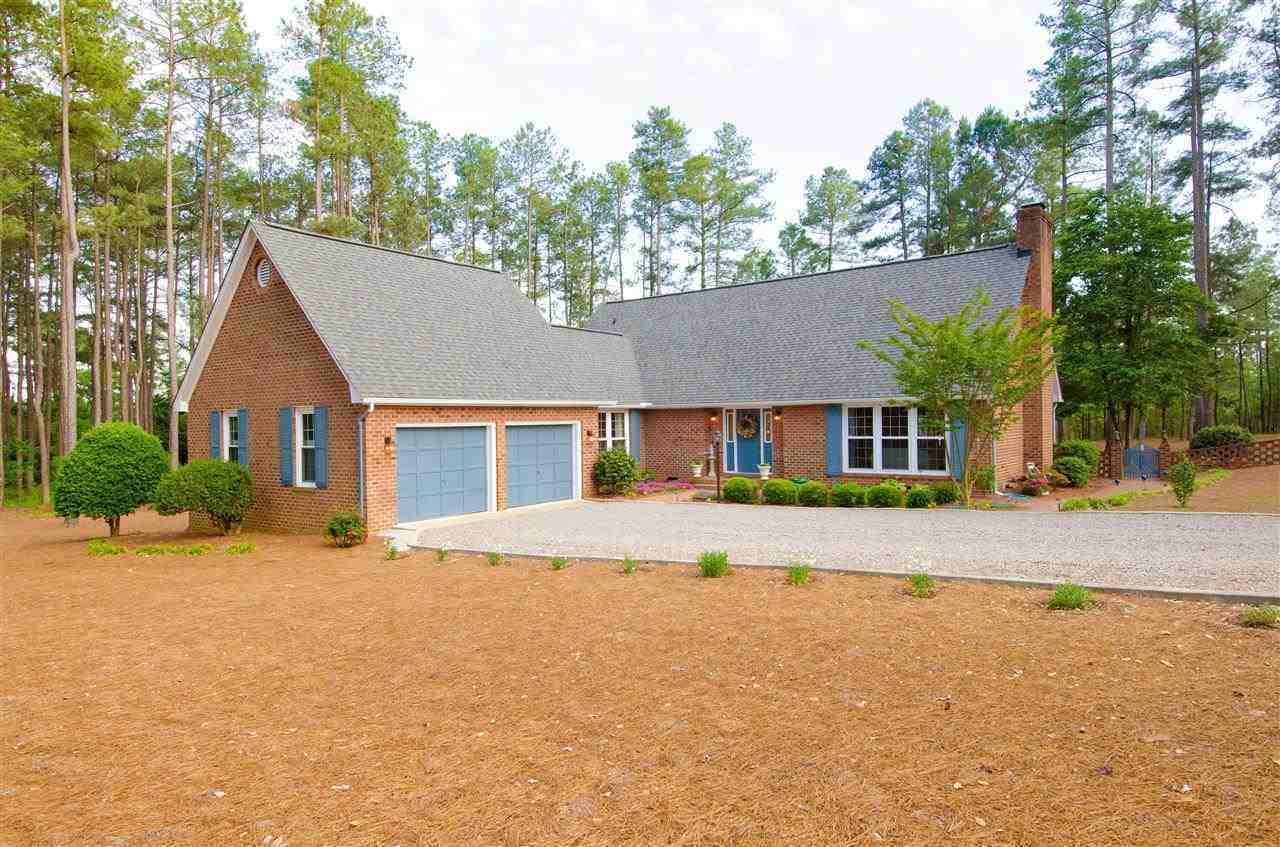 Property Photo: 8 Cardinal Drive NC 27281
