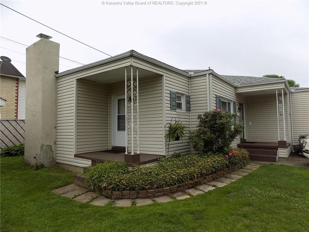 Property Photo:  1235 Virginia Avenue  WV 25064 