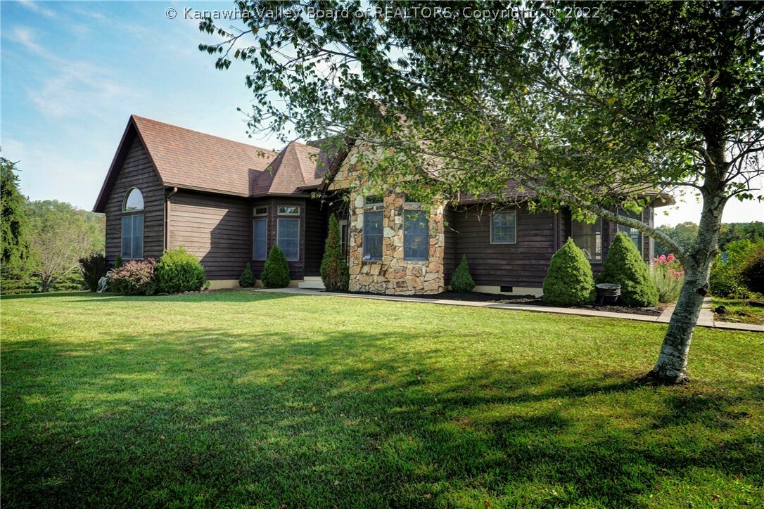 Property Photo: 1725 Capehart Road WV 25123