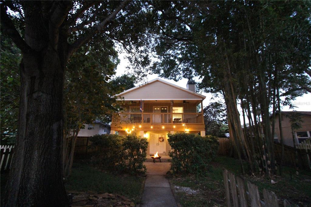 Property Photo: 1001 Yale Street N FL 33713