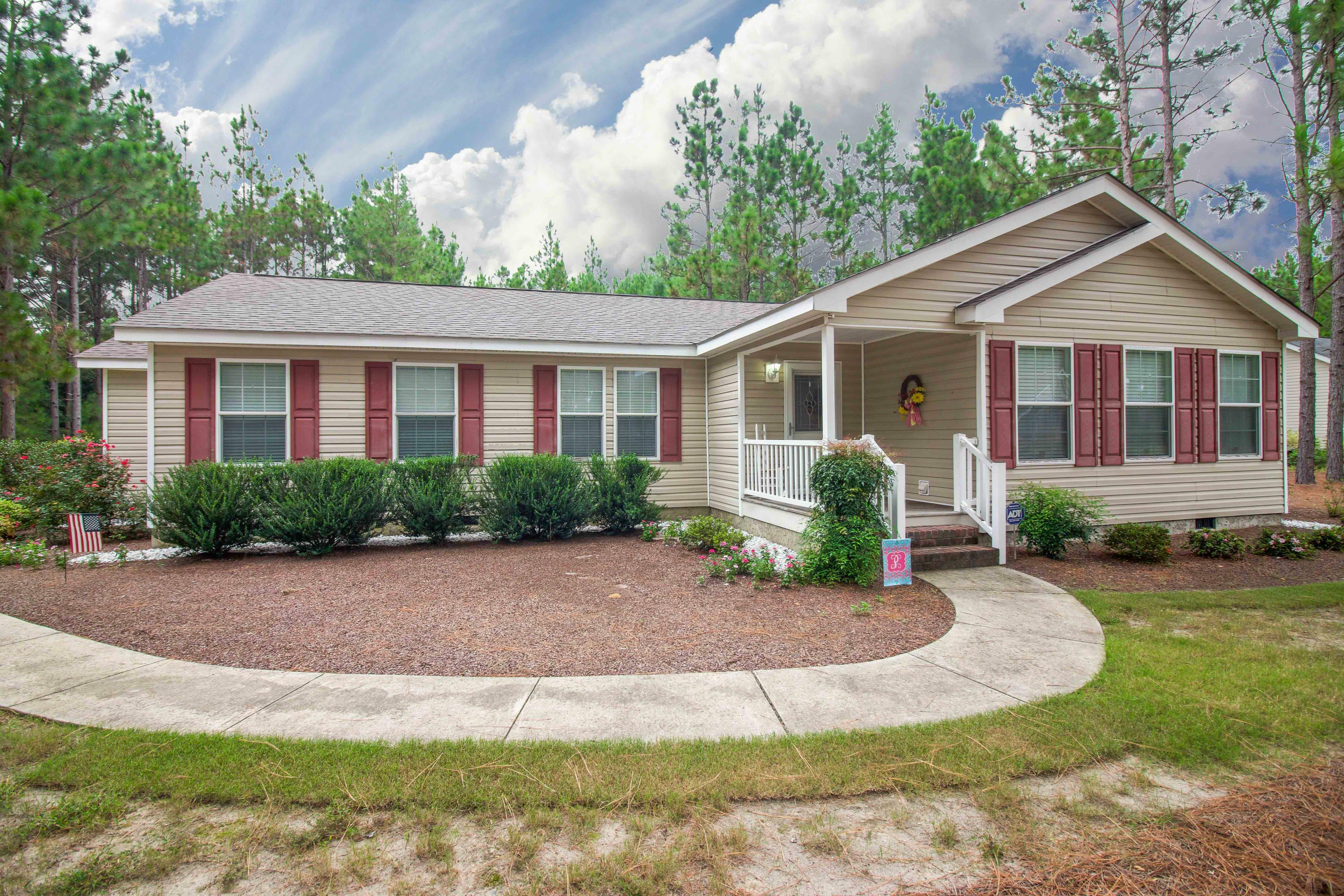 Property Photo:  200 Ashleigh Boulevard  NC 28315 