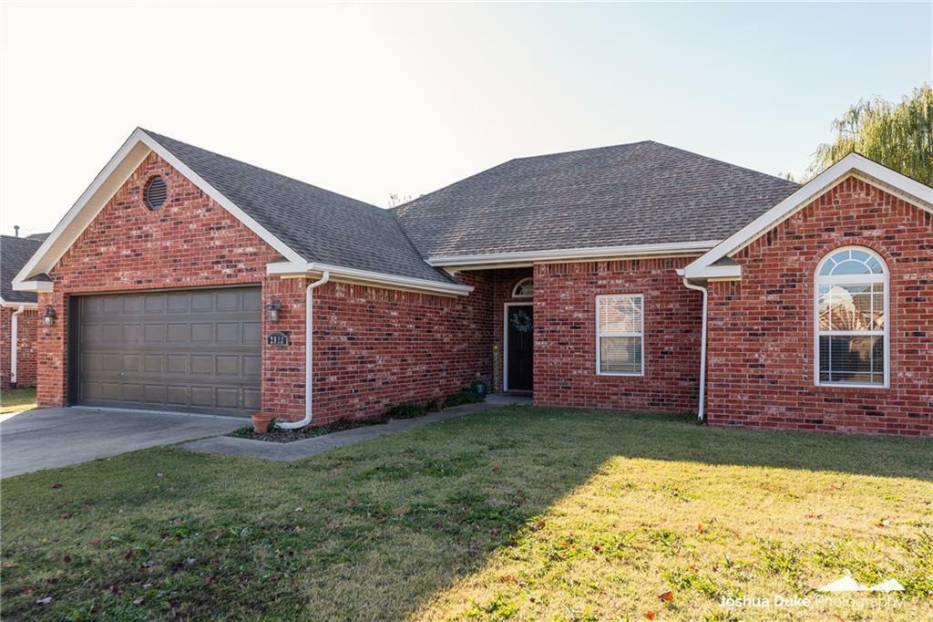 Property Photo:  2923 Hay Meadows Avenue  AR 72704 