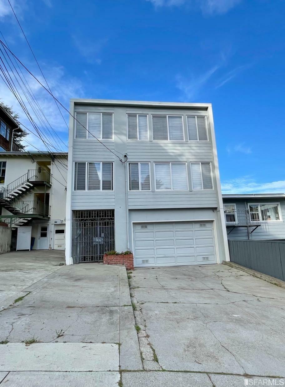 Property Photo:  720 Moraga Street 3  CA 94122 