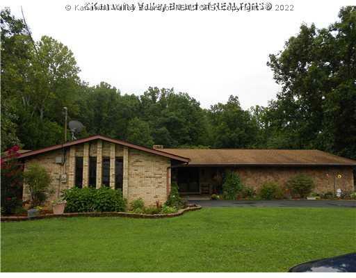 Property Photo: 335 Pinewood WV 25526
