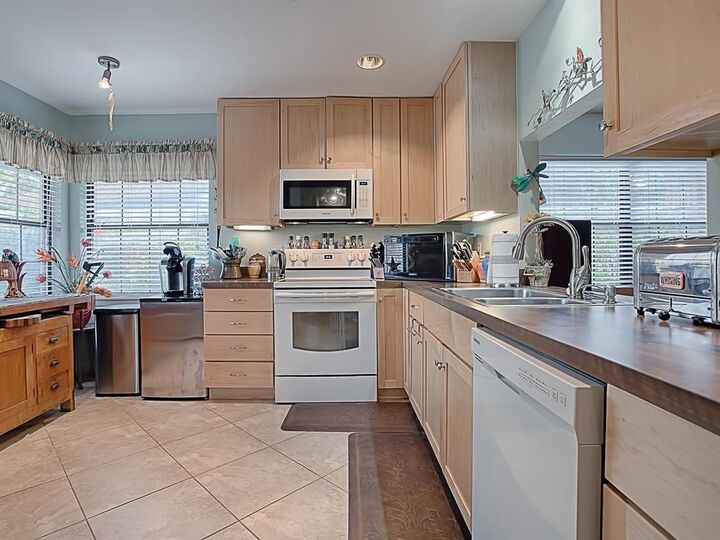 Property Photo:  315 Waterwood Drive  FL 34797 