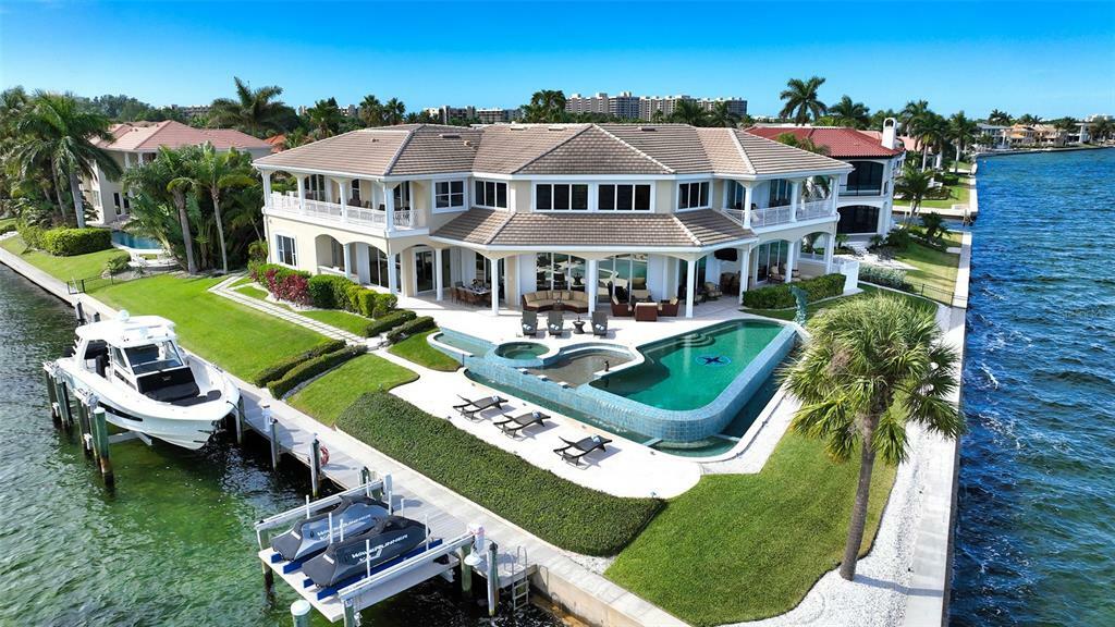 Property Photo: 642 Ranger Lane FL 34228