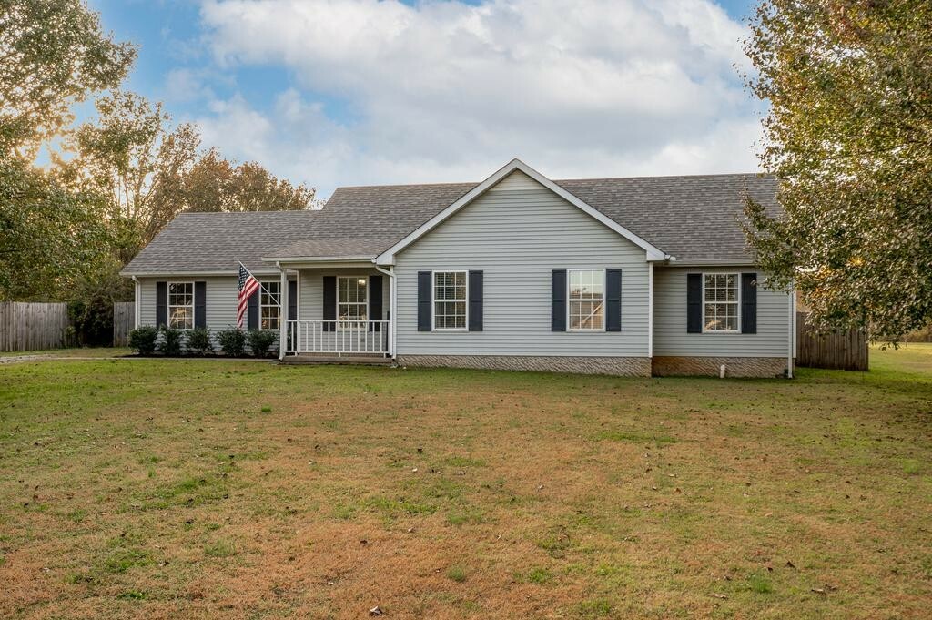 636 Crescent Rd  Murfreesboro TN 37128 photo