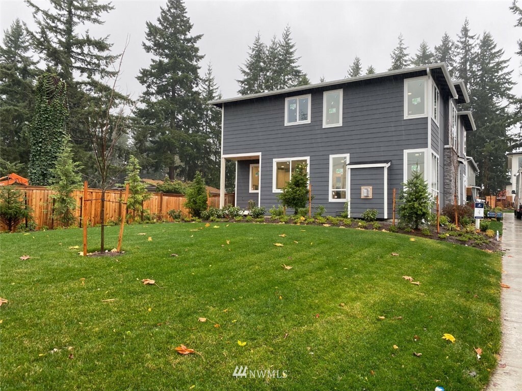 Property Photo:  8810 223rd Place SW  WA 98026 