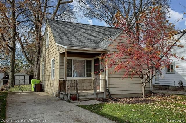 Property Photo: 27037 Townley Street MI 48071