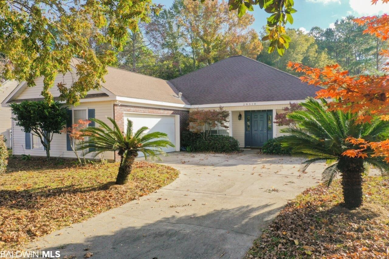 Property Photo:  28510 Canterbury Road  AL 36526 