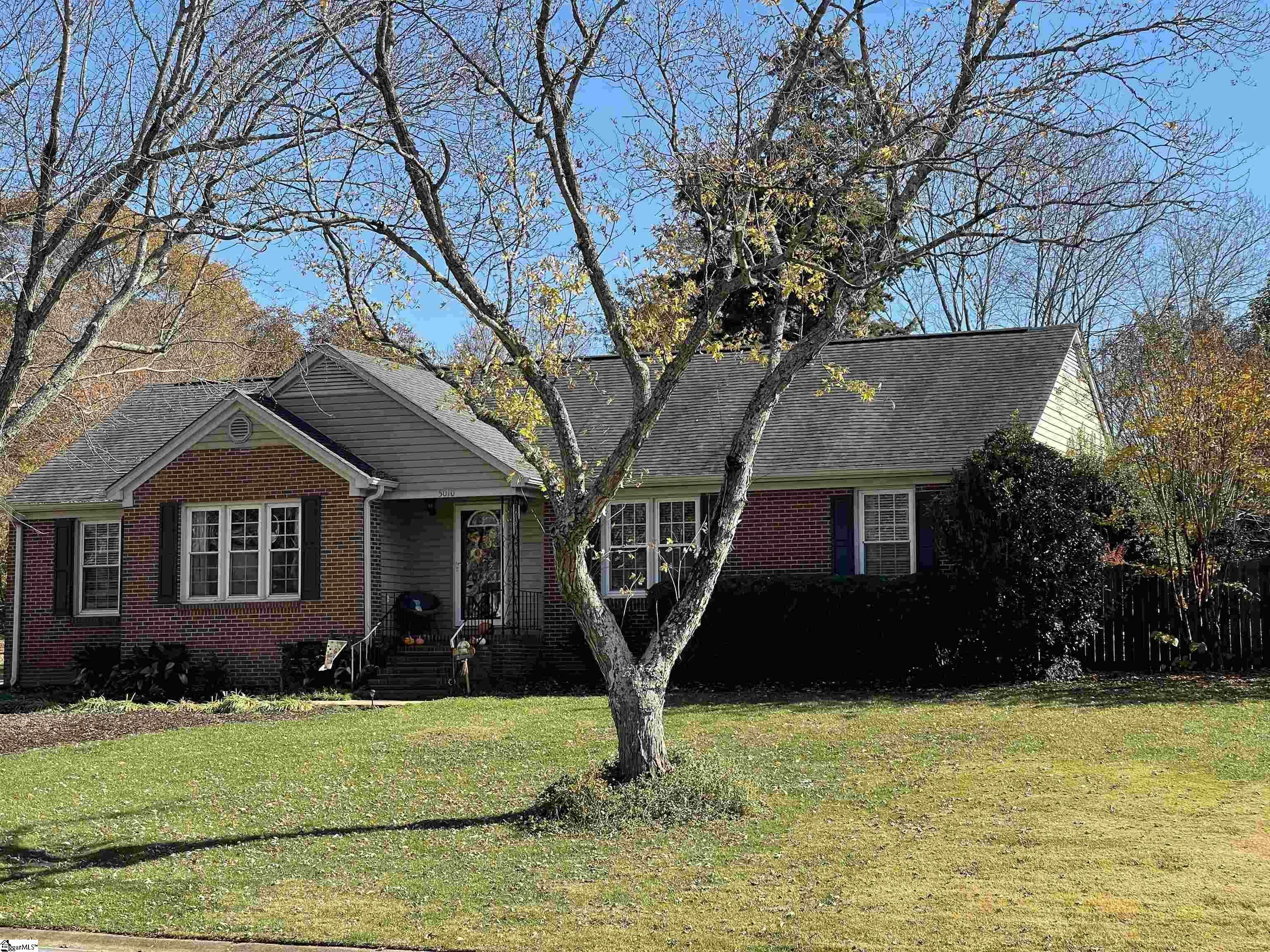 Property Photo:  5010 Coach Hill Drive  SC 29615 