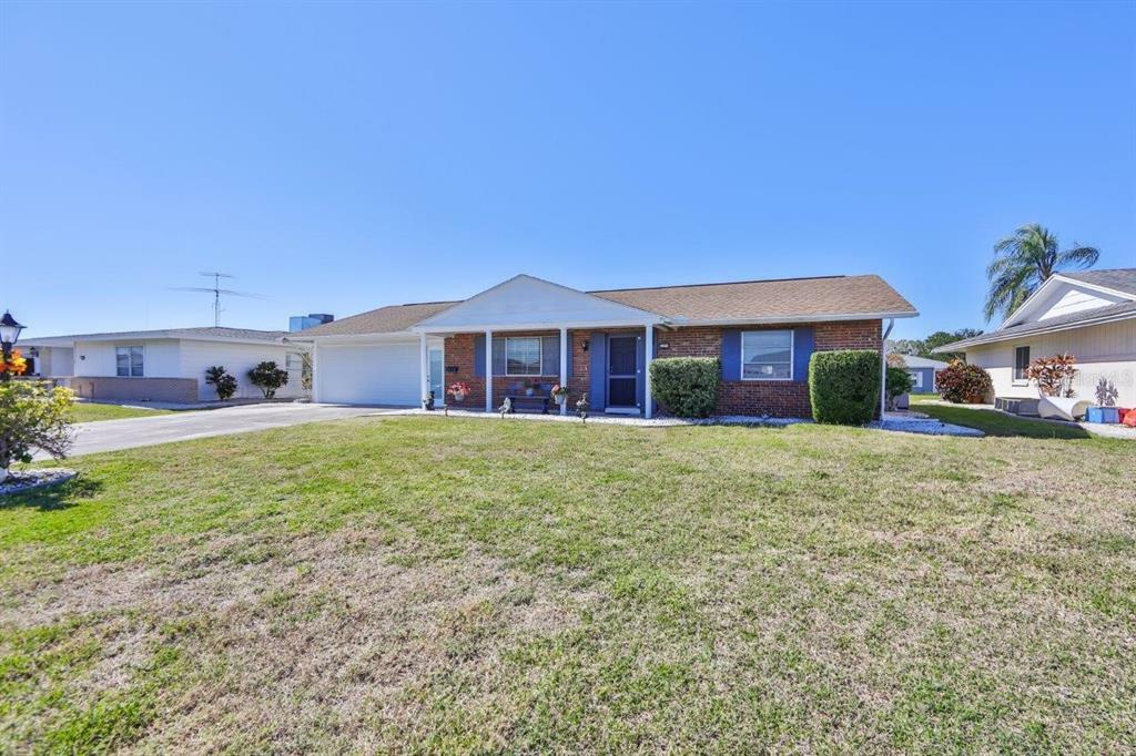 Property Photo:  1224 Fordham Drive  FL 33573 