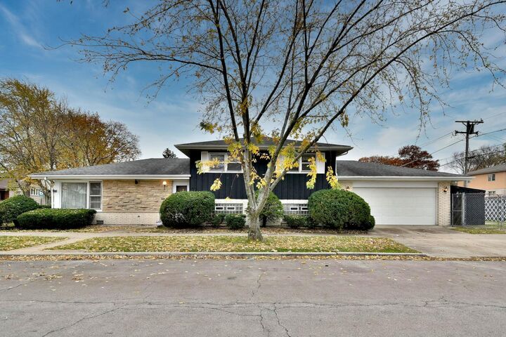 2450 Budd Street  River Grove IL 60171 photo