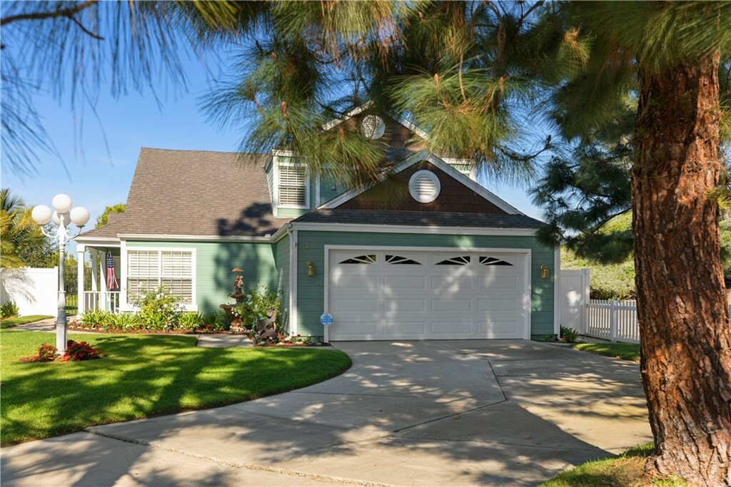Property Photo: 11 Crested Butte Circle CA 92677