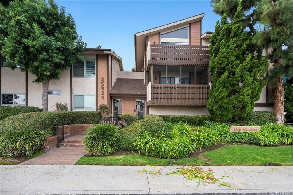 Property Photo:  25925 Oak Street 115  CA 90717 