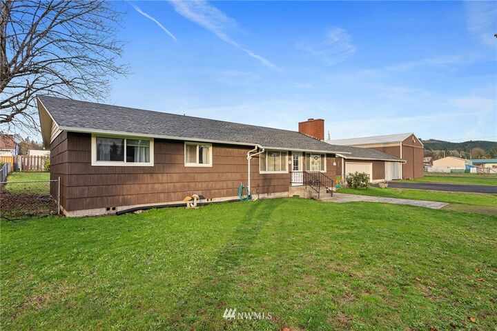 309 W Main Street  Oakville WA 98568 photo