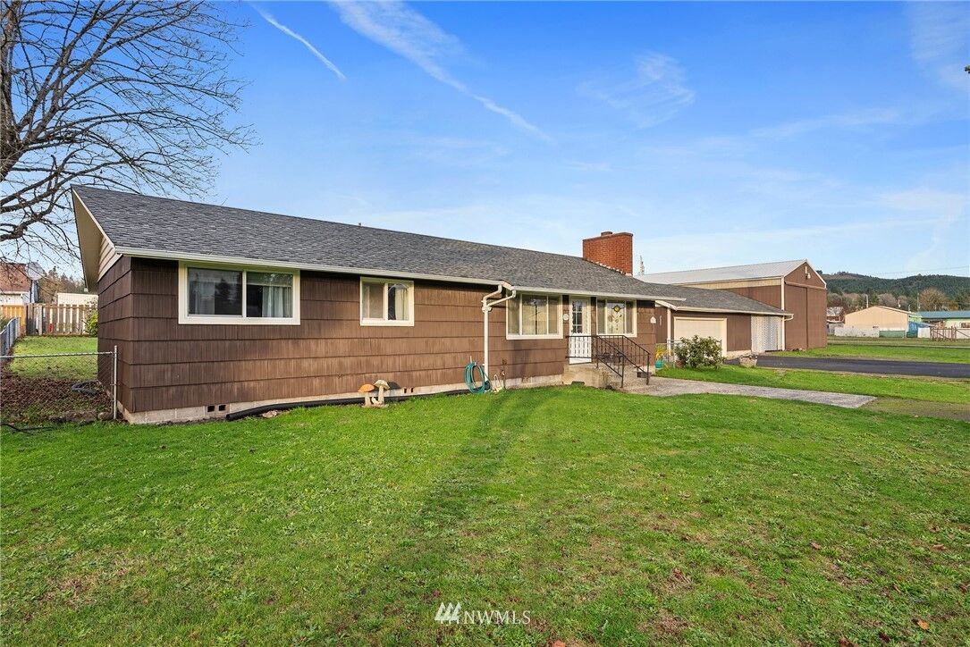 Property Photo: 309 W Main Street WA 98568