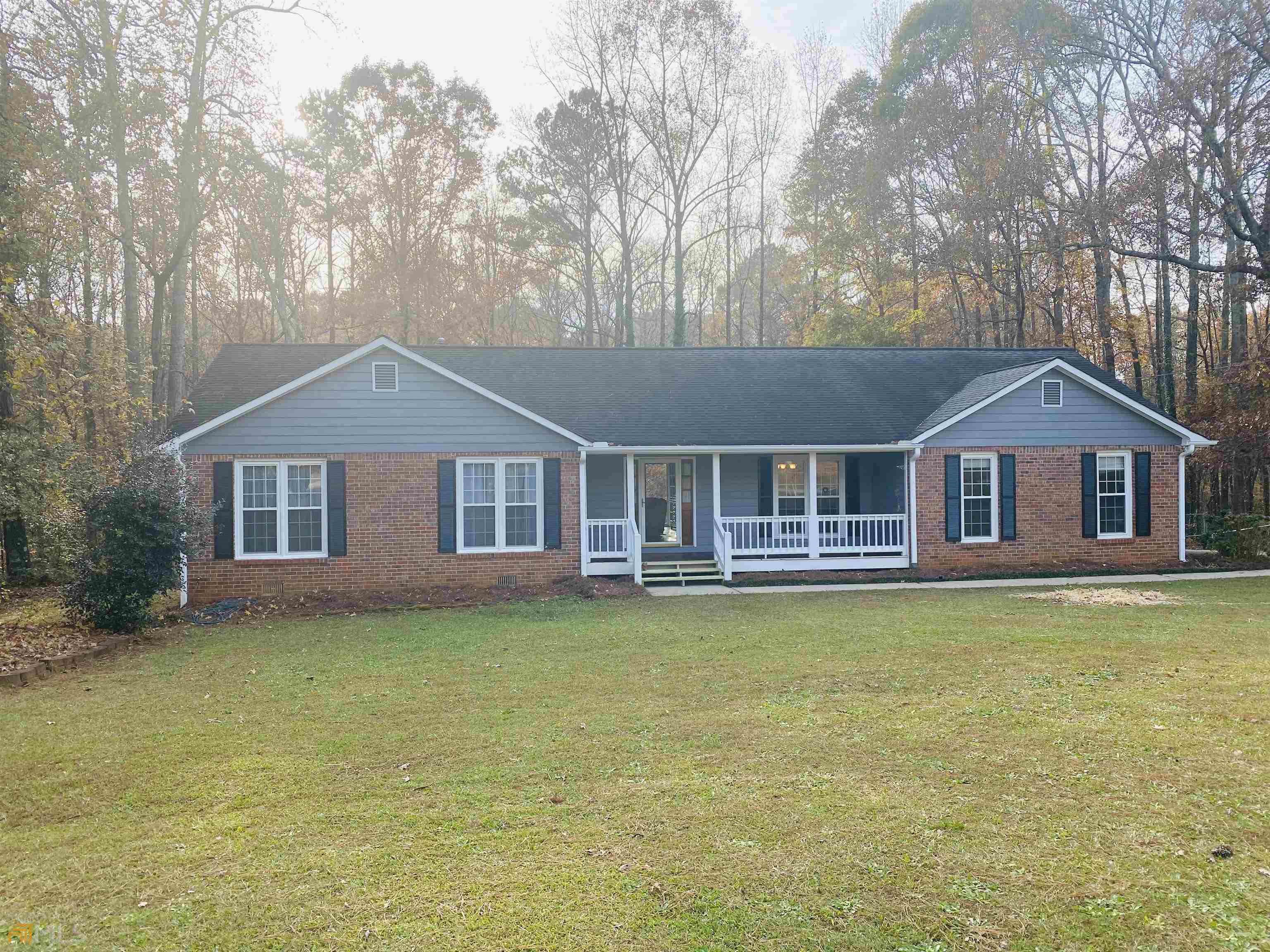 Property Photo:  565 Jana Lane  GA 30252 