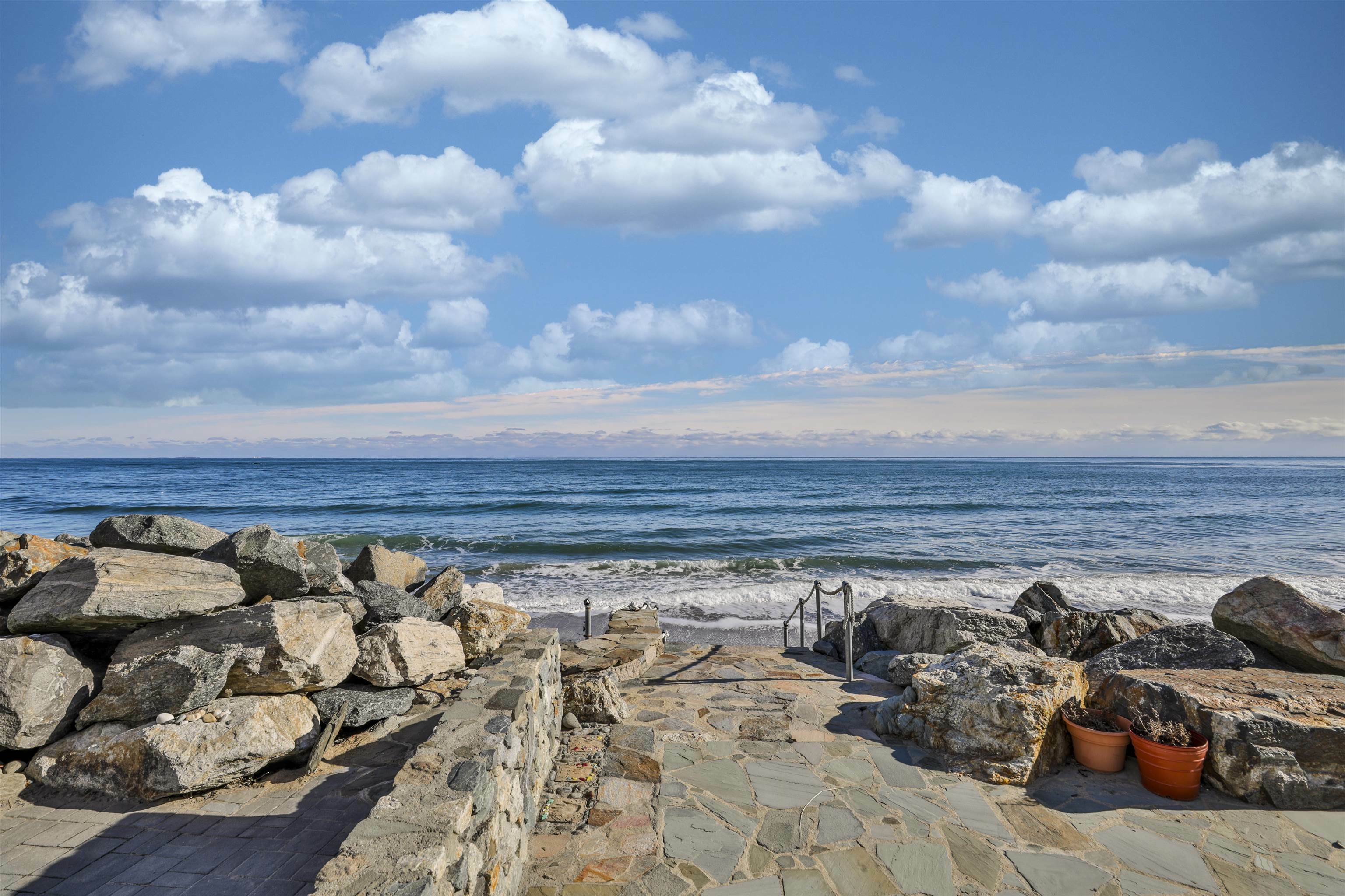 Property Photo: 1076 Ocean Boulevard NH 03842