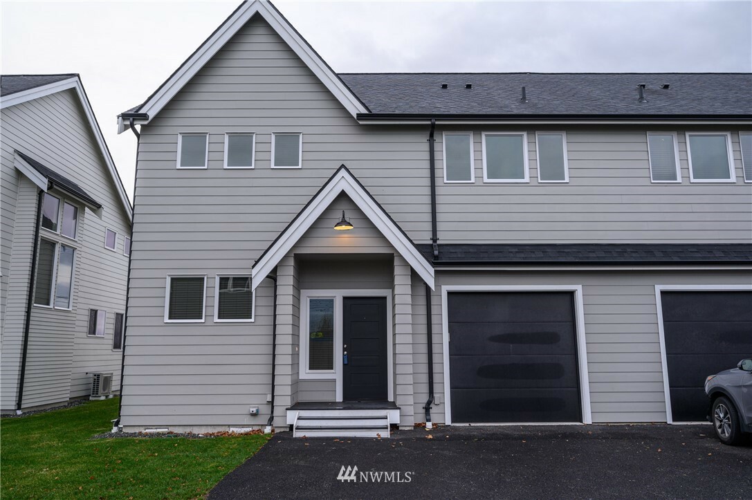 Property Photo:  6105 Vista Drive  WA 98248 