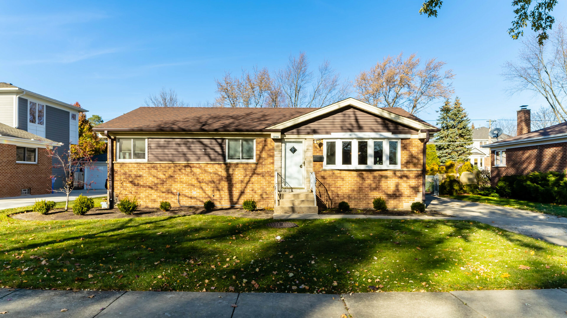 Property Photo:  1706 Bonita Avenue  IL 60056 