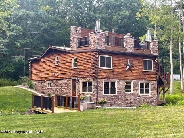 Property Photo:  61 Nescopeck Creek Lane  PA 18661 