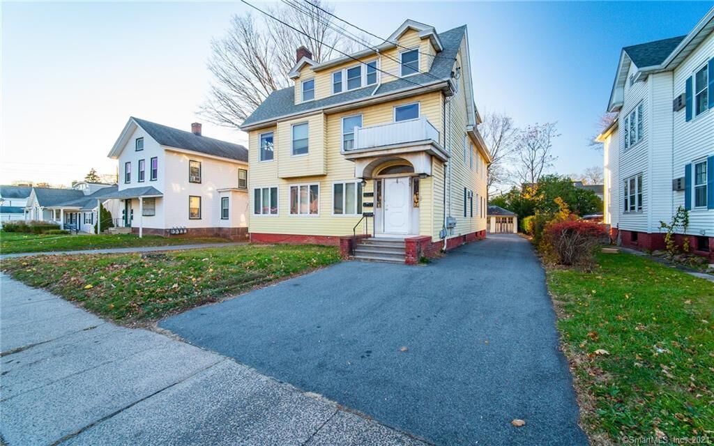 Property Photo: 312 Broad Street CT 06450