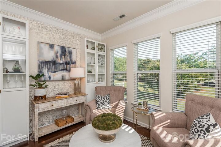 6514 Central Pacific Avenue  Charlotte NC 28210 photo