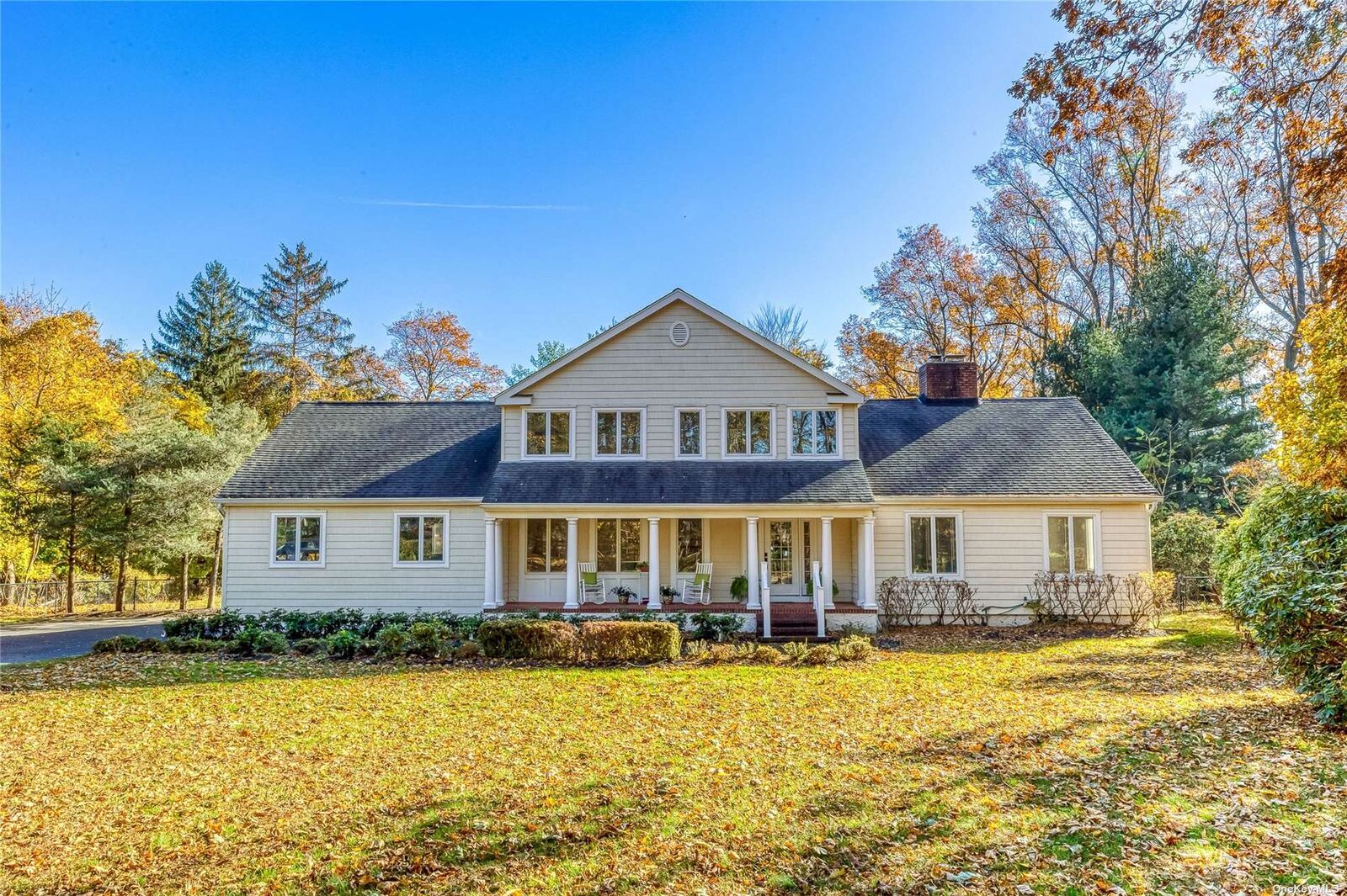 Property Photo:  137 Old Field Road  NY 11733 