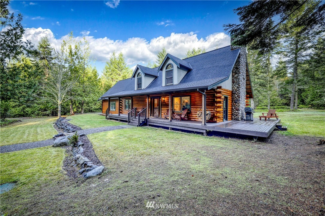 Property Photo:  183 Whitetail Lane  WA 98382 