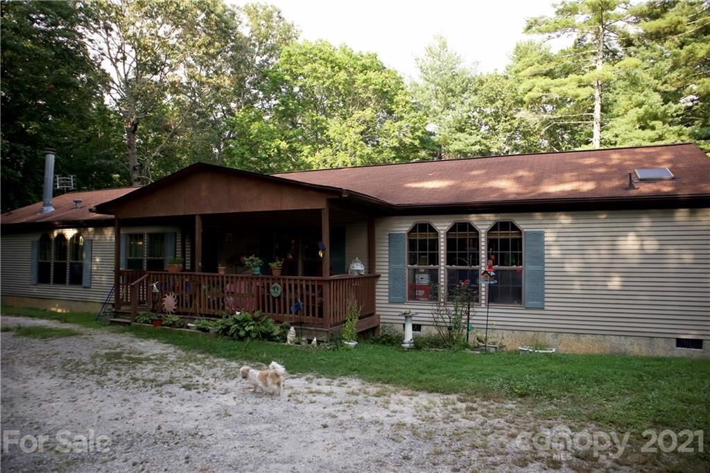 Property Photo:  1075 Sharon Ridge Road  NC 28730 
