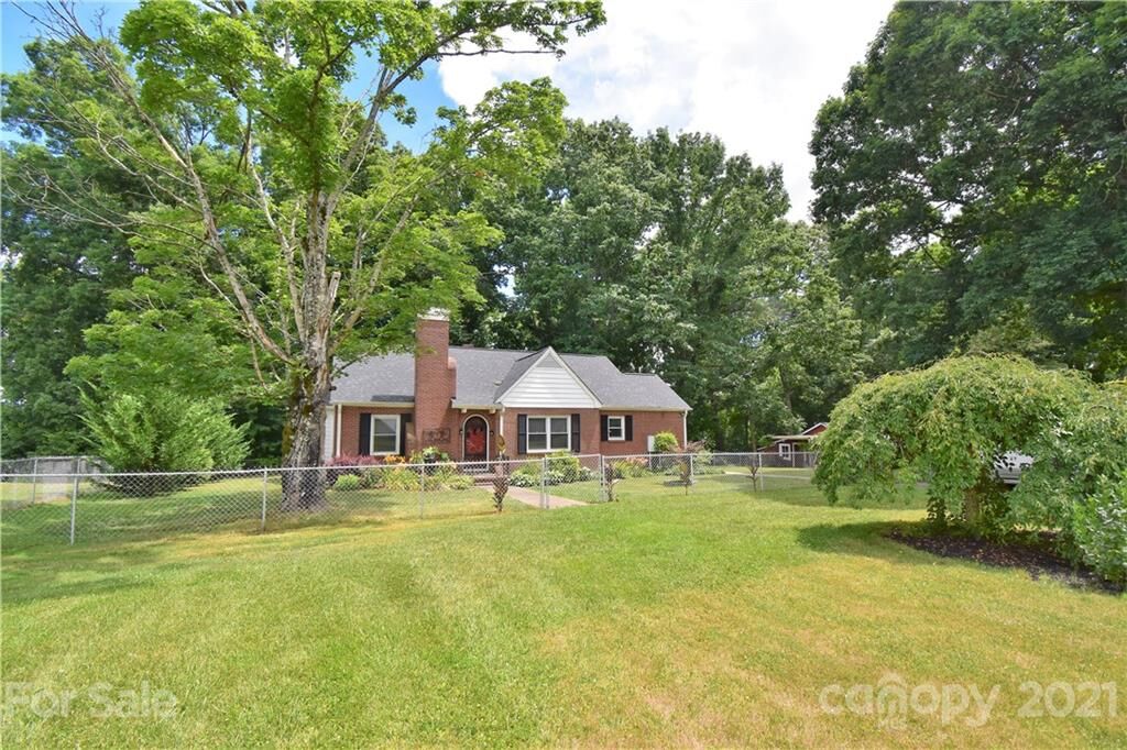 Property Photo: 238 Whitesides Road NC 28016