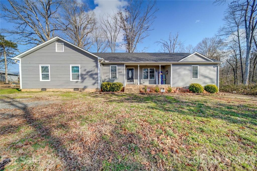 Property Photo:  8126 Smith Road  NC 28163 