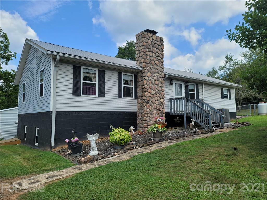 Property Photo:  4381 Long Branch Road  NC 28612 