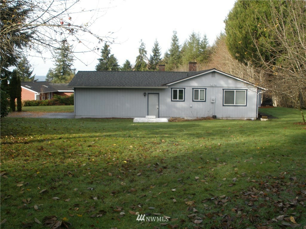 Property Photo:  7 E Street  WA 98612 