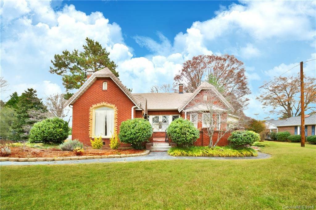 Property Photo:  1201 Lane Street  NC 28083 