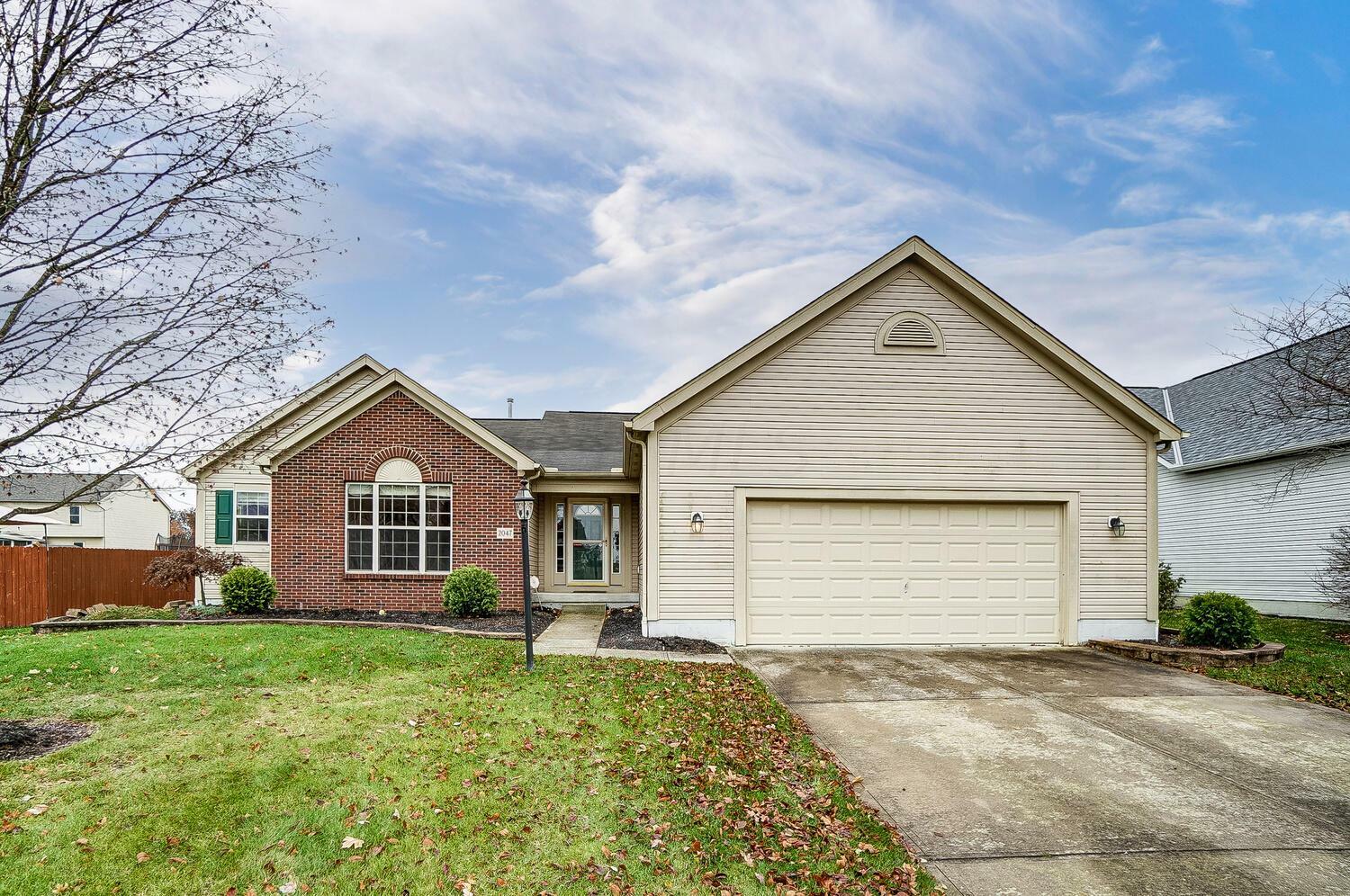 2047 Twin Flower Circle  Grove City OH 43123 photo