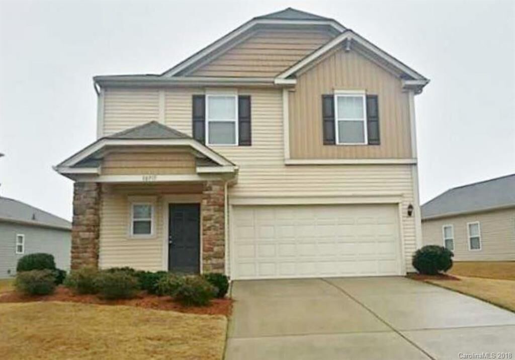 Property Photo: 10717 Greenhead View Road NC 28262