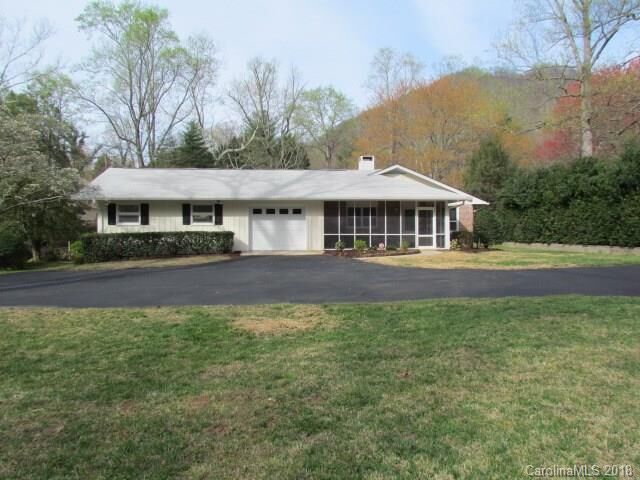 Property Photo: 843 Warrior Drive NC 28782