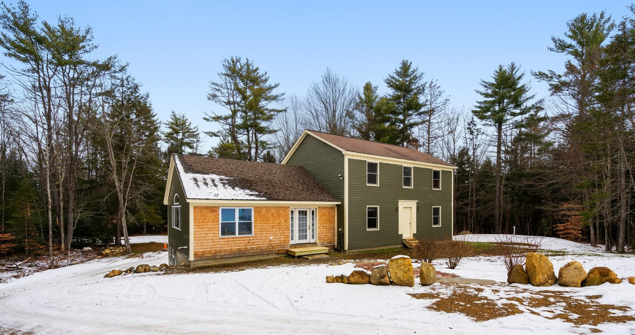 Property Photo:  41 Bennington Drive  NH 03220 