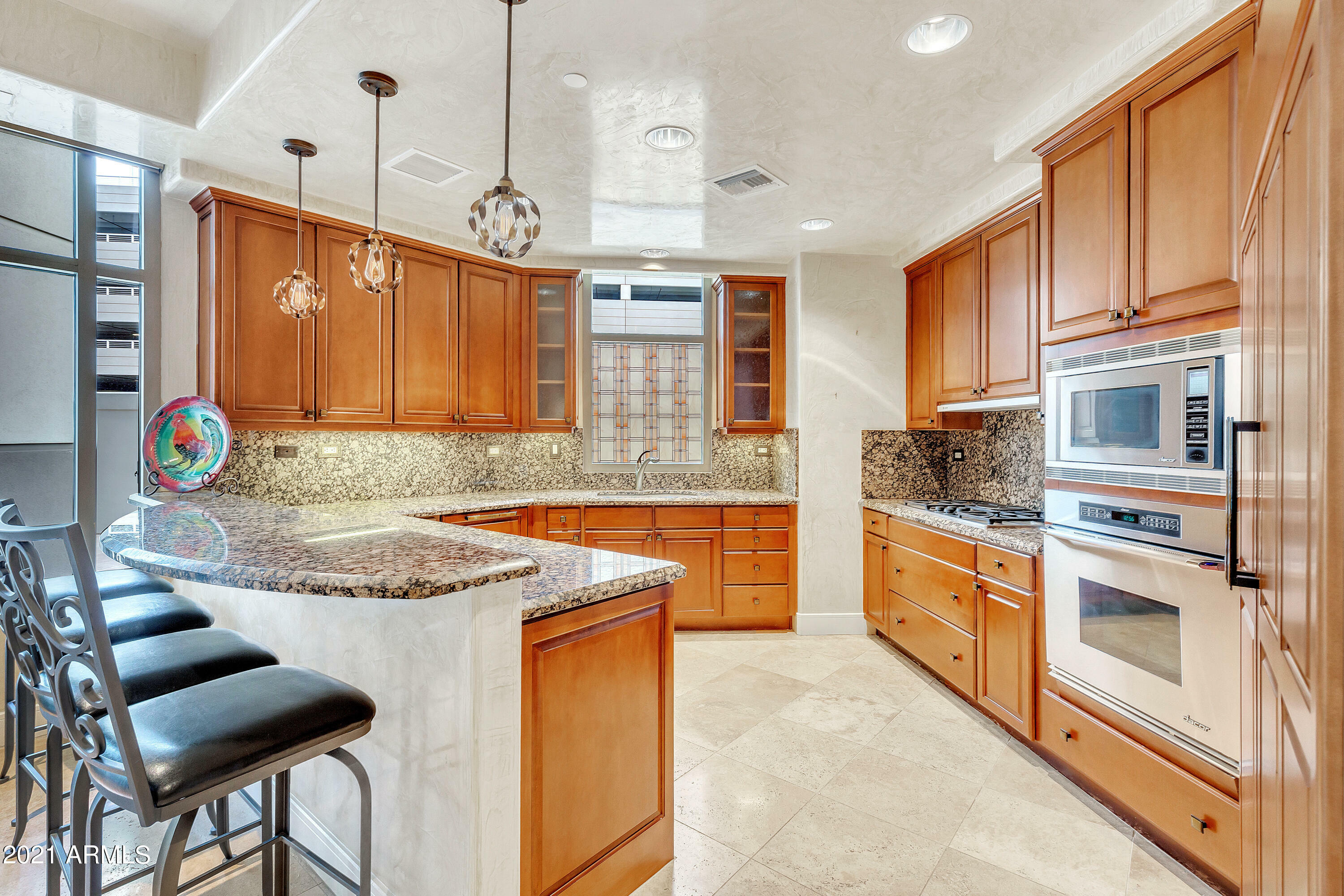 Property Photo:  2211 E Camelback Road 106  AZ 85016 