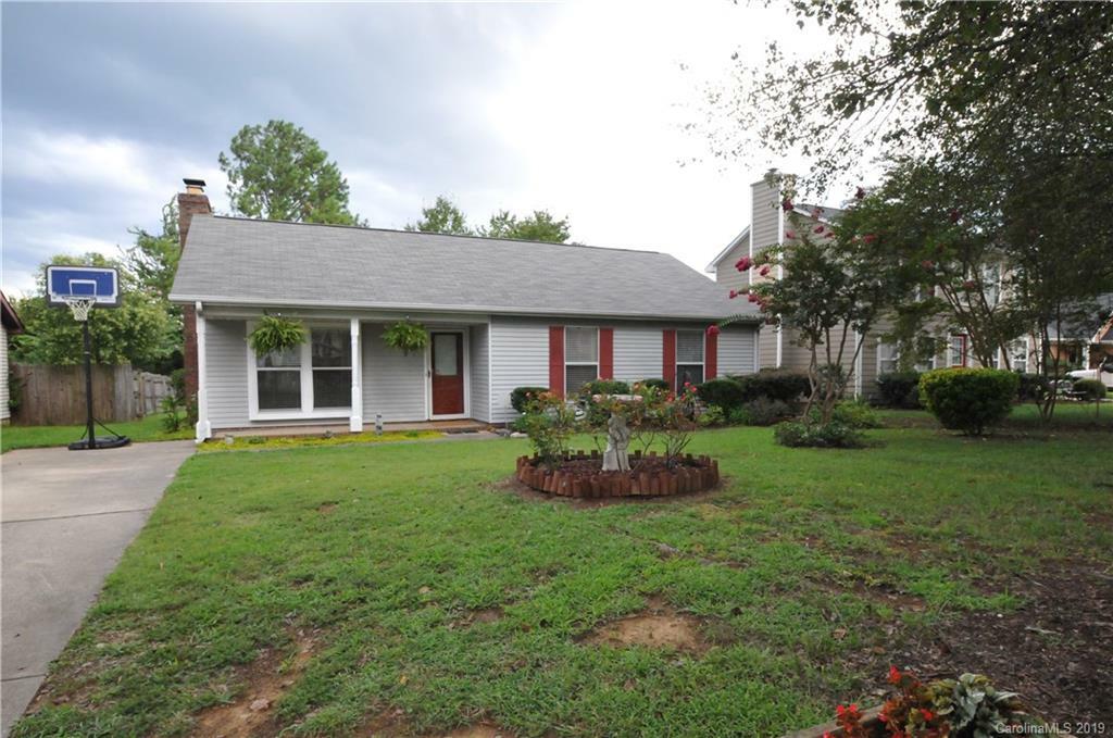 Property Photo:  3009 Old House Circle  NC 28105 