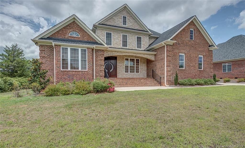 Property Photo: 4005 Avery Place NC 28056