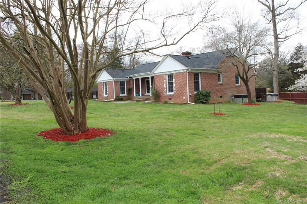 Property Photo:  675 Harper Lane  NC 28054 