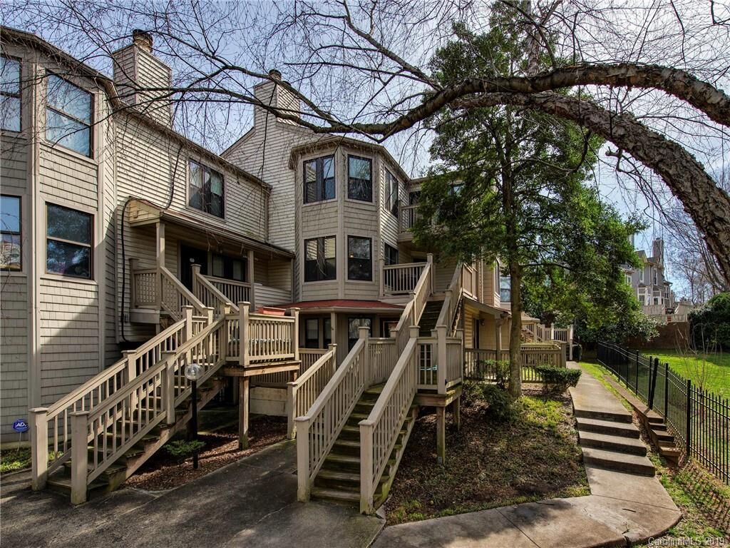 Property Photo: 216 S Clarkson Street H NC 28202